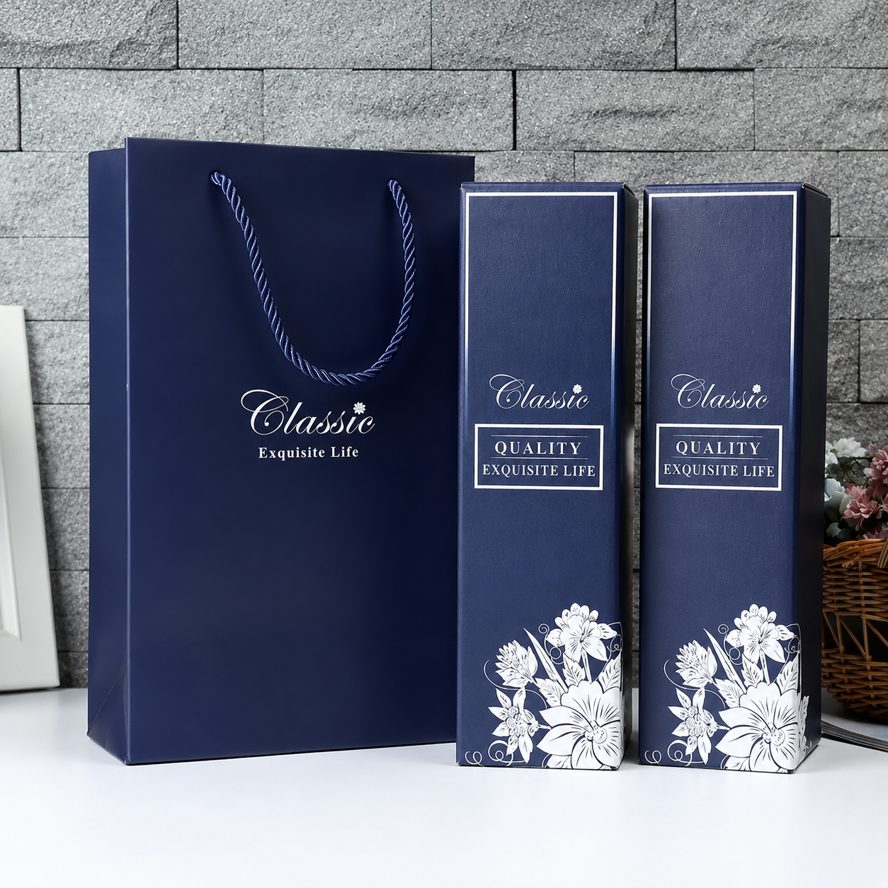 Robe Handles Bottle Bag - Image 6